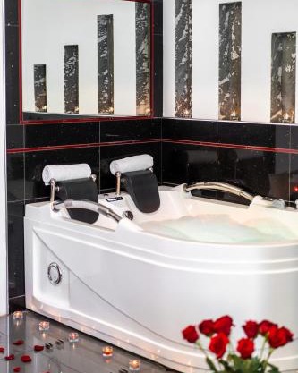 Komorowski Luxury Guest Rooms