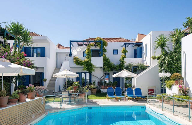 Konaki Studios & Apartments