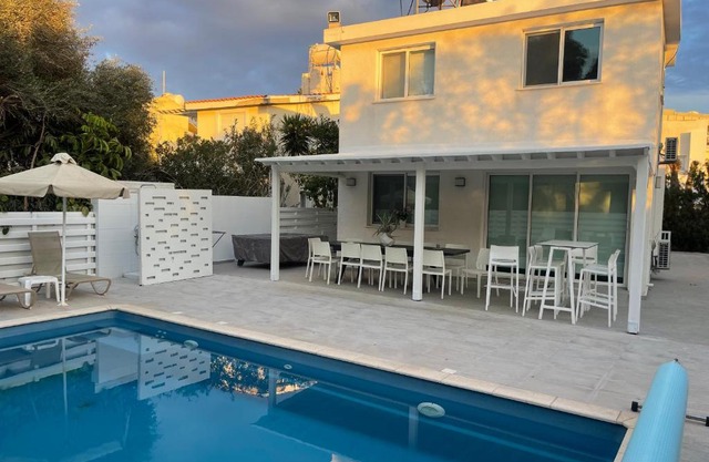 Konnos Hight Villa