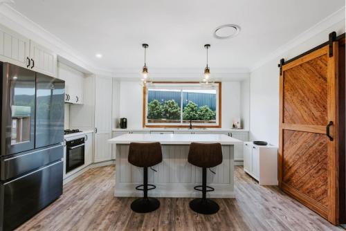 Kooyong - A Family Escape in Caerleon Estate