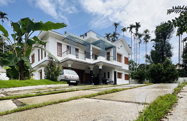 Koru Homestay