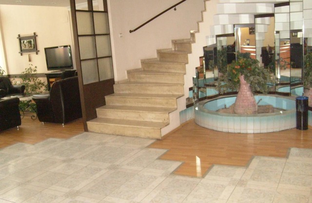 Kosar Hotel