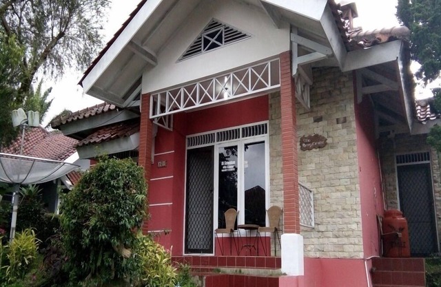 Kota Bunga F