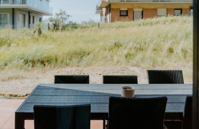 Kotee Kongee - Prachtig, Rustig en Ruim Appartement Vlakbij zee