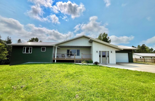 Kountry Home With Gorgeous Sunset Views