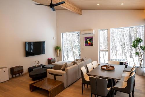 Koyo Onsen Chalet