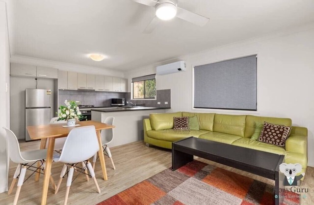 KozyGuru | Mt Gravatt East | 3 Bed Home