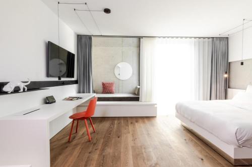 KPM Hotel & Residences Berlin, a Member of Design Hotels