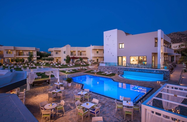 Kristalli Hotel Apartments