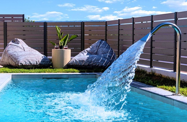 KS Maxima Luxury Villa Heated Pools