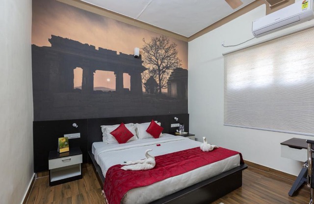 KSTDC Hotel Mayura Vijayanagara Hampi