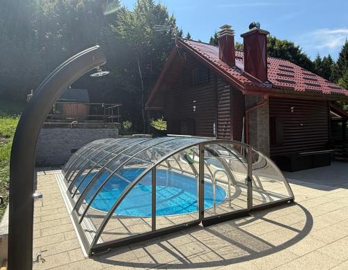 Kuća za odmor Cozy Bear Cabin, sauna,jacuzzi,bazen