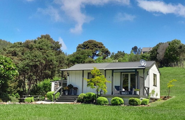 Kuaotunu's Peebles Cottage