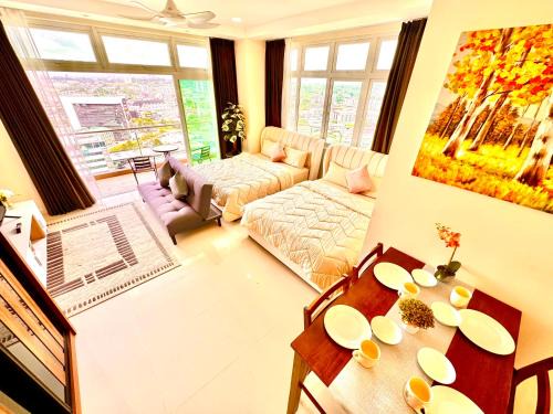 Kuching 4Pax Riverine High Floor Resort Stay Kuching Waterfront View from Balcony