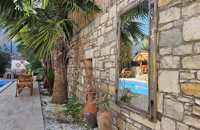 Kugu Urla