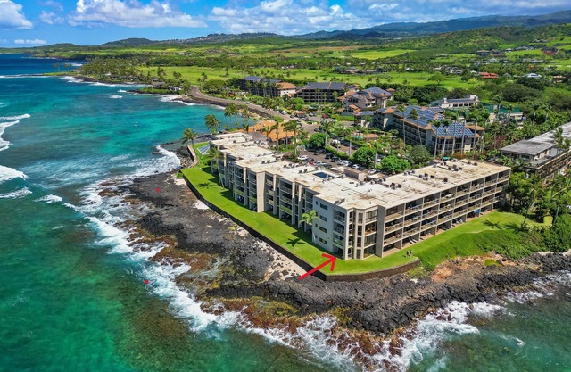 Kuhio Shores Oceanfront Corner Unit