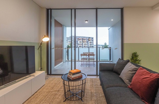 KULA Premium three bed apartment Parramatta