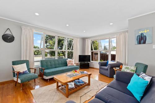 Kulukulu - Ruakaka Holiday Home