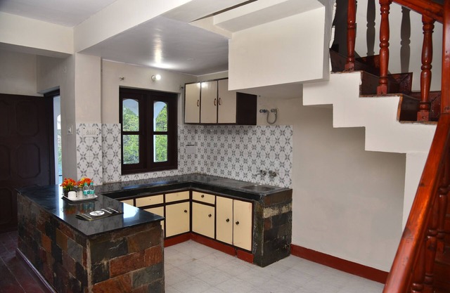 Kumaon Roop Resort