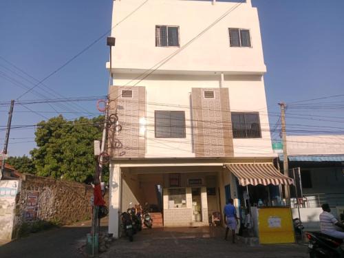 Kumari Lodge