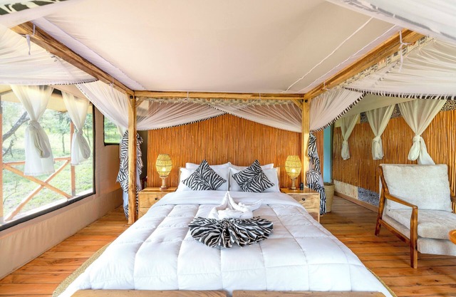 KumbuKumbu Luxury Tented Camp