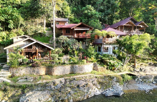 Kupu Kupu Garden Guest House & Cafe