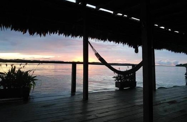 Kurupira Cabin Floating