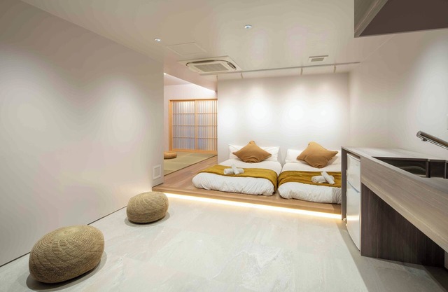 KUTSUROGI SAUNA and STAY