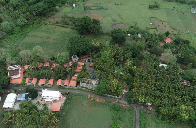 Kuttralam Resorts