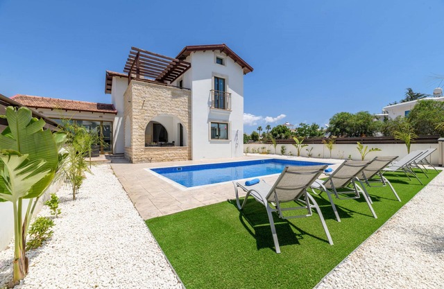Kymma Villa #12 - Charming Ayia Thekla Getaway