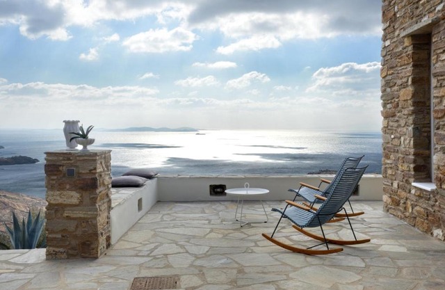 KYNARA Boutique Village
