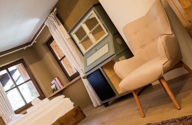 Längseezimmer mit Seeblick - Winzerzimmer Weingut Georgium