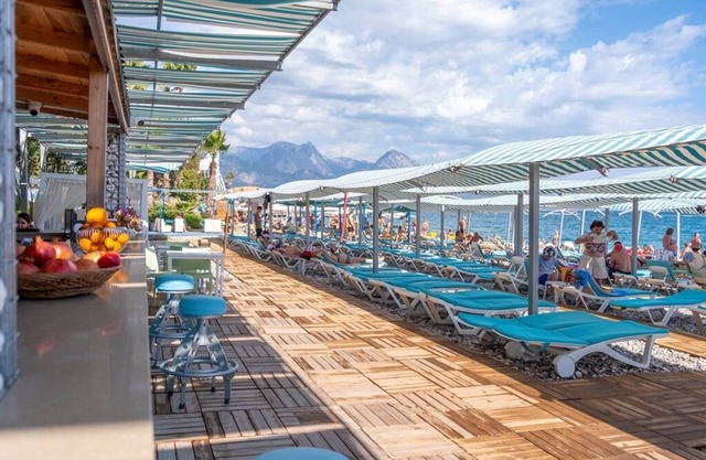 L'ancora Beach Hotel