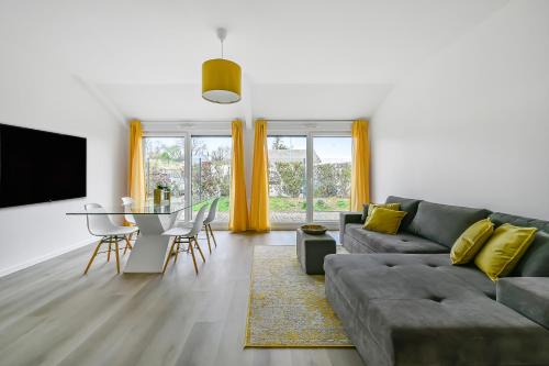 L Apparté Beau 2 chb moderne avec jardin privé parking proche centre Évreux