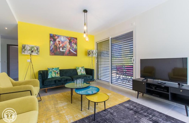 L'appartement JARDIN avec vue montagnes