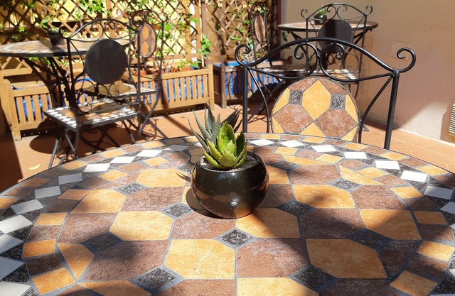 L'ARANCETO&STILNOVO GUEST HOUSE DI TOKA ALFONS