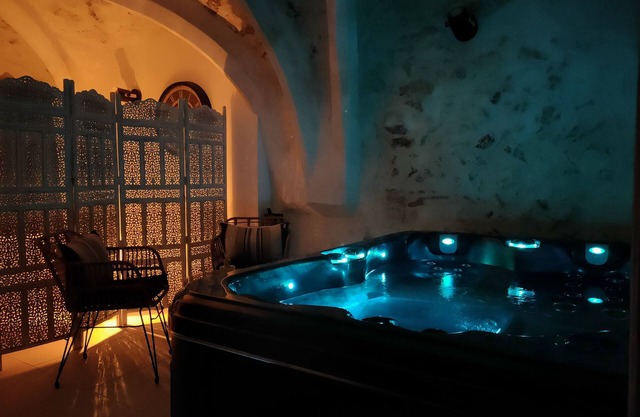 L'envoûtement Provençal, Jacuzzi Privatif et SPA