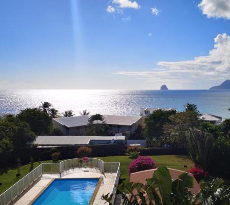 L'Hibiscus piscine et plage