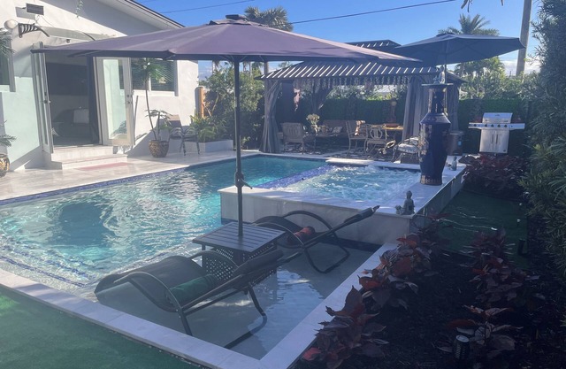 L@@K - FreeZone Ft Lauderdale Getaway - Near Beach & Downtown