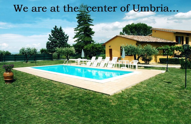 L'ULIVO: apartamento en una granja en el centro de Umbria, a 15 minutos de Asís
