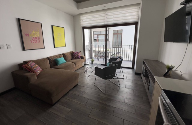 L1C - Apto in Cayala for 4 guests