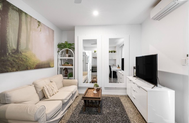 La Ascot Villa