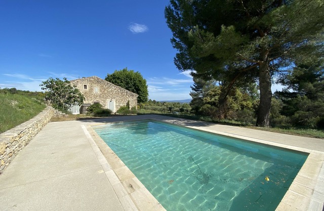 The Provencal bastide