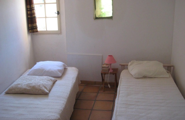 La Biscaronne 18th century farmhouse in the heart of Provence Far from mass tourism