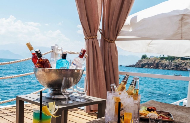 La Boutique Hotel & Suites