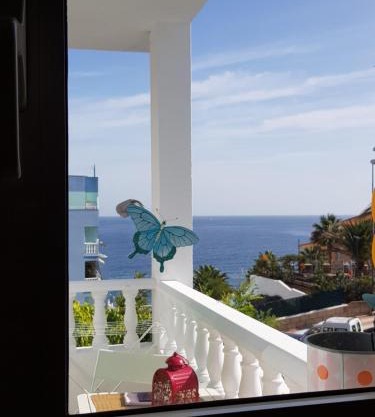 La Calma Guest House - Sea View - Private Spaces 100m Beach