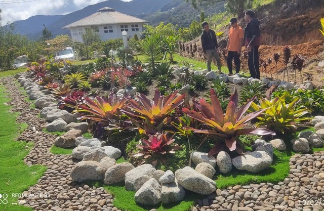 La Cantane Villa in Kundasang offers a spacious villa, with breakfast included