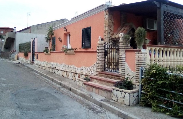 la casa del glicine
