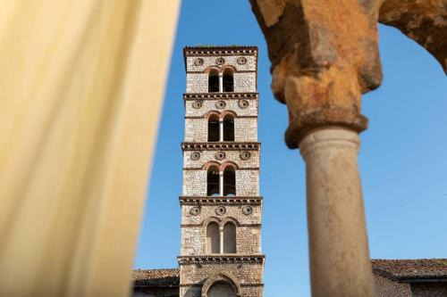 La Casa della bifora/The House of the mullion