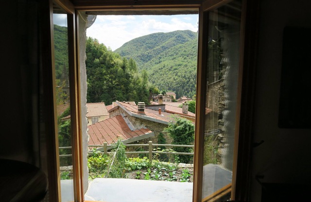 La Casa Piccola con vistas a Molini Di Triora
